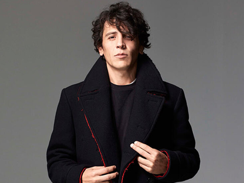 Ersay Üner'den Örnek Davranış