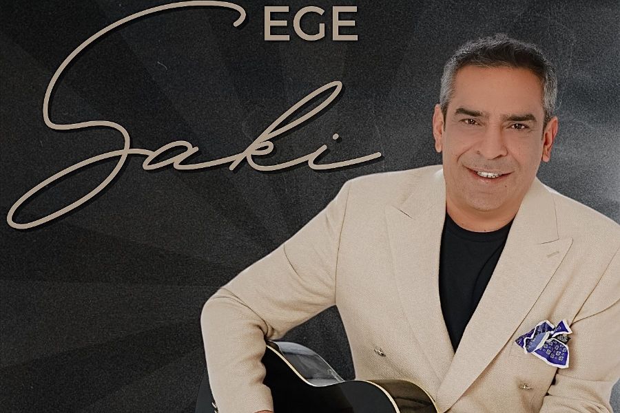 Ege'den Sürpriz Şarkı!