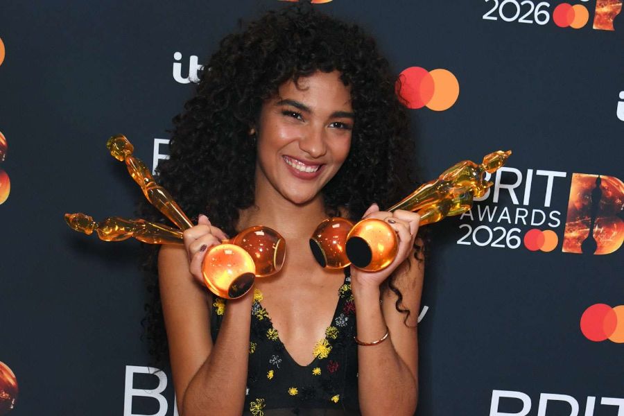 BRIT Awards 2026'da Kazananlar!