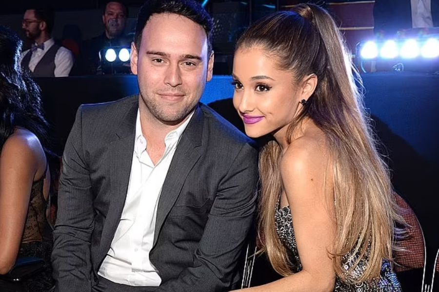 Ariana Grande Yeni Menajeri ile Anlaştı