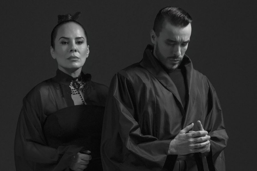 Cem Adrian ve Demet Sağıroğlu'dan İlk Düet!