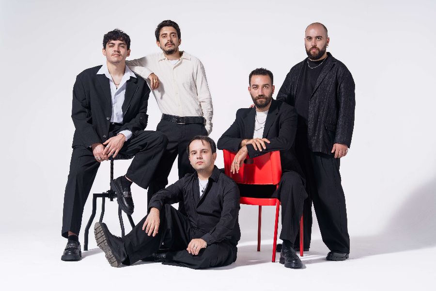 Mavi Gri'den Yeni Albüm: "MG" 