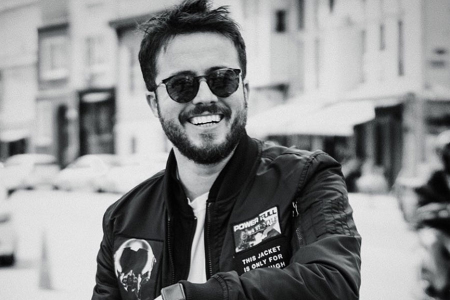 Aydın Kurtoğlu'dan Yepyeni Bir Şarkı "Çiçek"