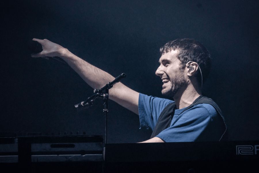 Fred Again... İlk Stadyum Konserini Duyurdu