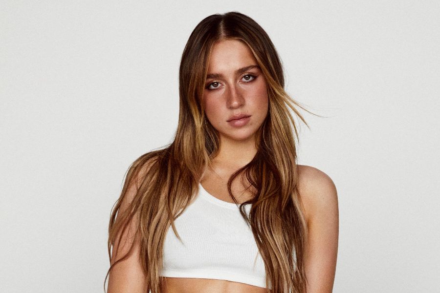 Tate McRae'den Deluxe Albüm Geliyor!