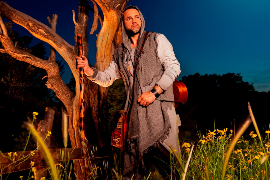 Bora Duran’dan “Döndüm”