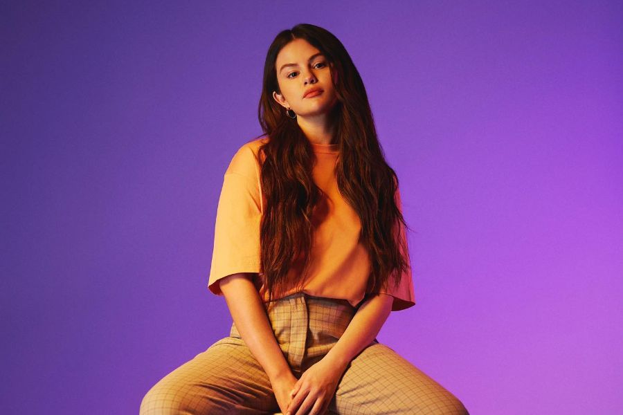 Selena Gomez'den Yeni Albüm Geliyor