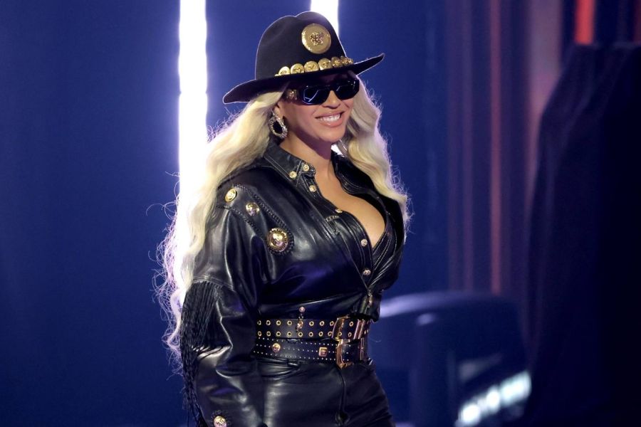 Beyoncé 21. Yüzyılın En Büyük Pop Yıldızı Seçildi