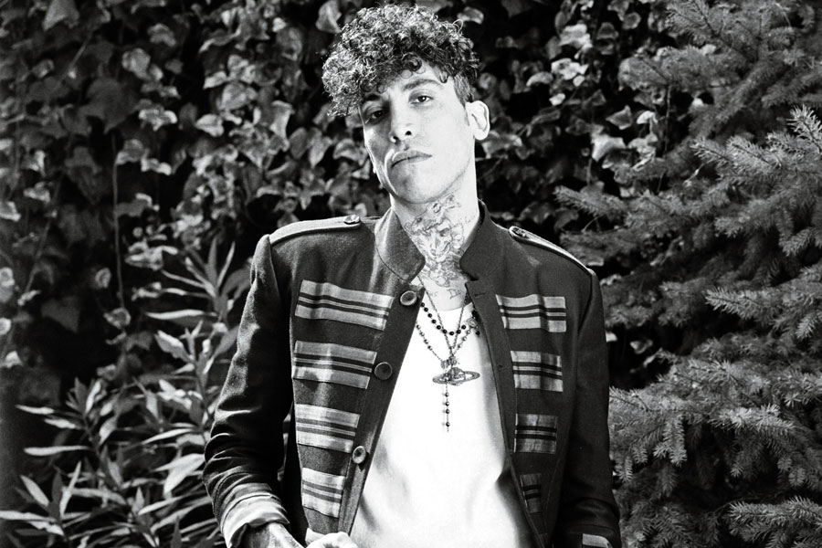 Can Bonomo'dan Roman'lı Paylaşım