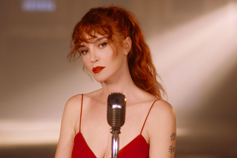 Gülden'in “Hiç Sevmedim Diyelim” Klibi Yayınlandı.