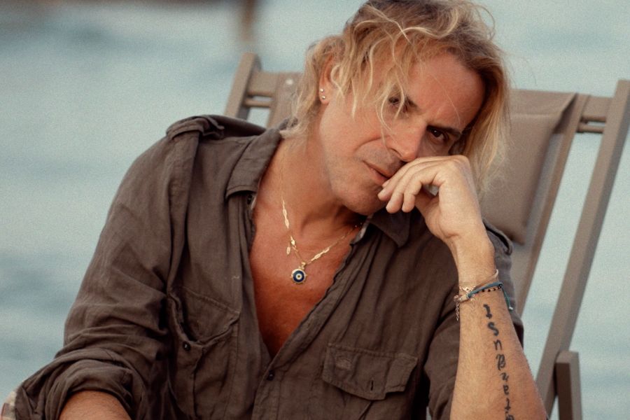 Soner Arıca'dan Hediye: “Yaramızda Kalsın” 