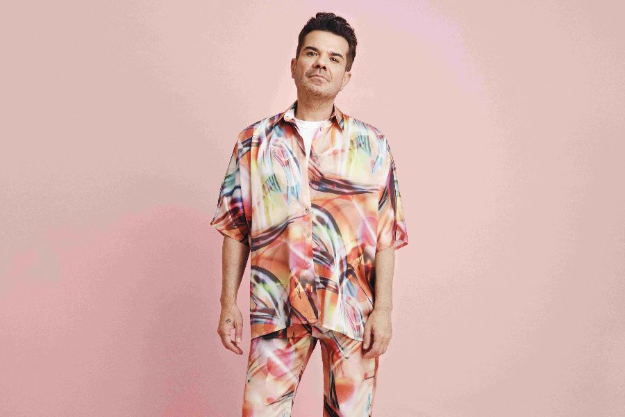 Kenan Doğulu'dan Afro Remix Serisi! 