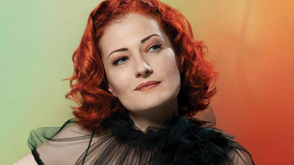 Candan Erçetin'den Farklı "Teselli"