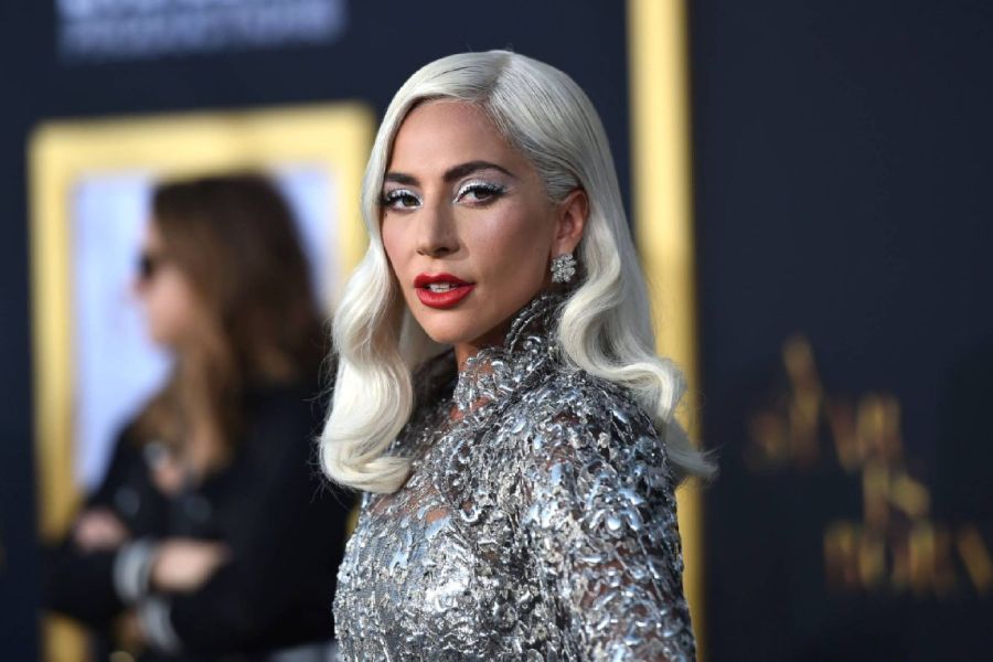 Lady Gaga Yaklaşan Albümünden İlk Şarkısını Yayınlayacak