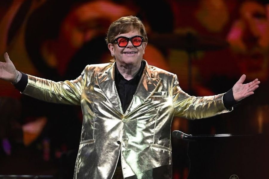 Elton John'dan Sürpriz Albüm!