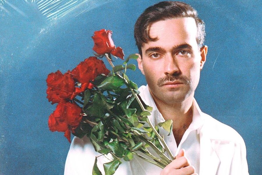 Mert Demir'in Yeni Teklisi Müzikseverlerle Buluştu