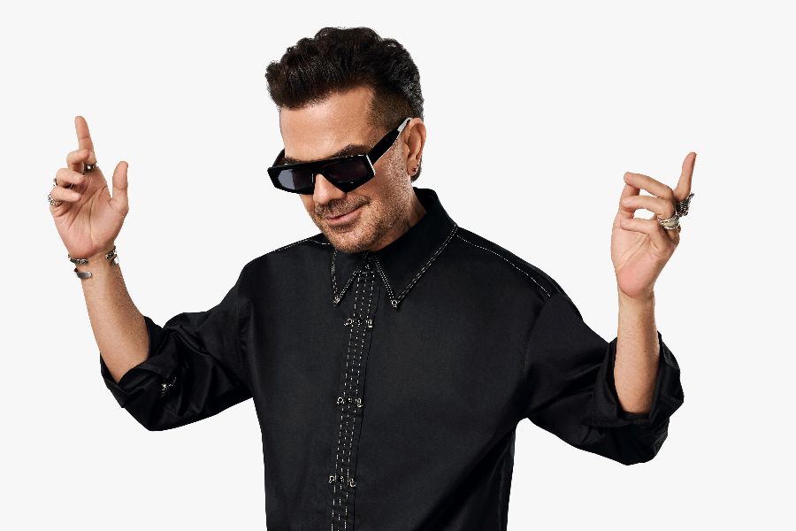 Kenan Doğulu’dan Aşkın Sınır Tanımaz Çağrısı