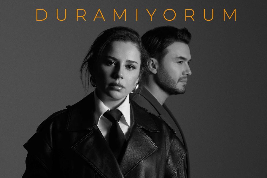 Merve Özbey ve Mustafa Ceceli'den Düet!