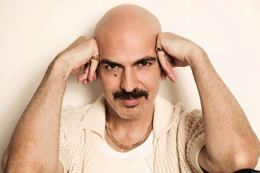 Soner Sarıkabadayı'dan Yeni Şarkı!