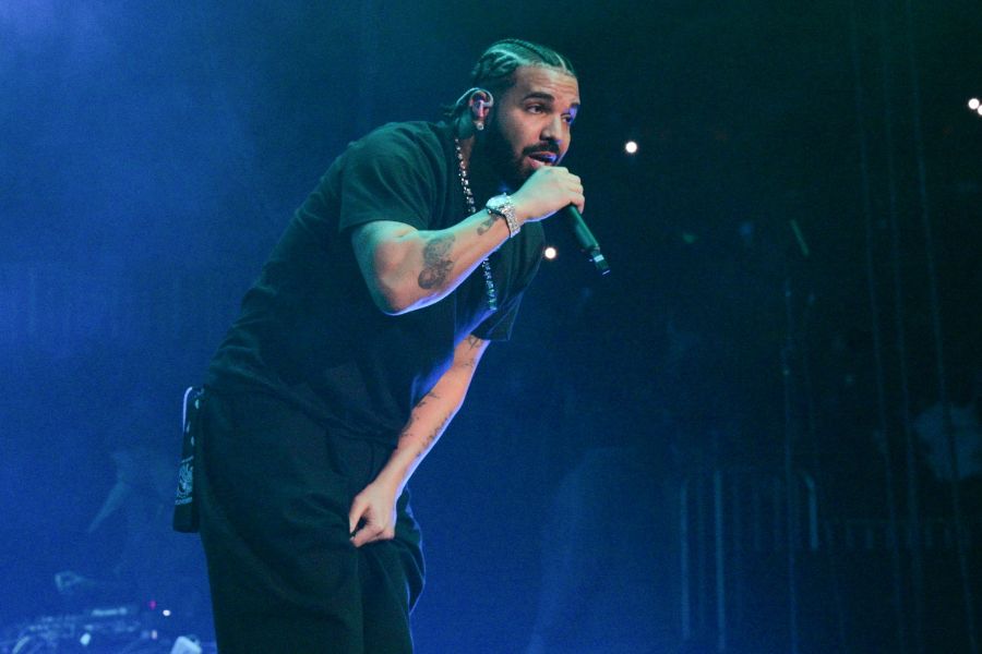 Drake Yeni Şarkılarını Duyurdu