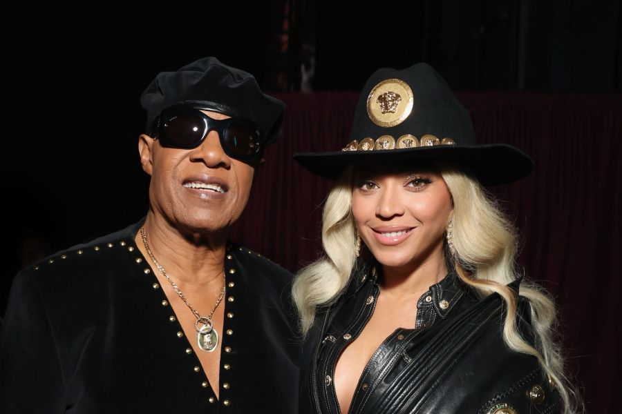 Beyoncé Stevie Wonder'a Teşekkür Etti!