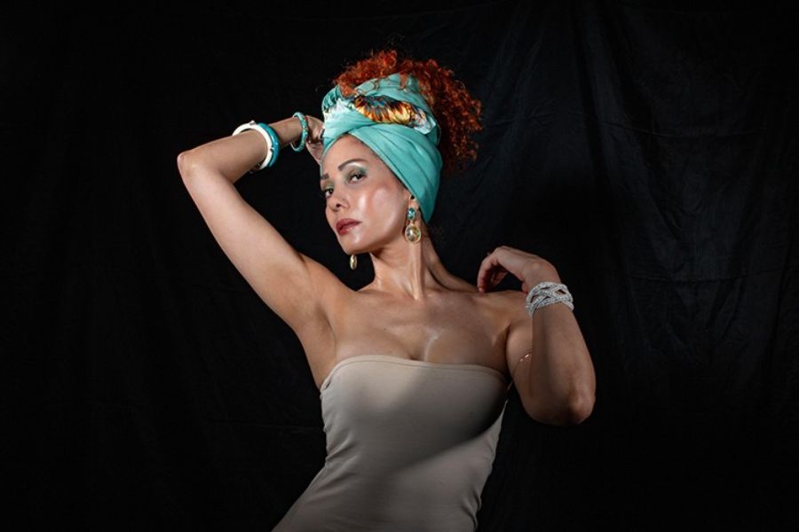 Melek Erdil'den Yeni Single!