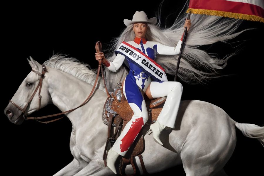 Beyonce Yeni Albümünü Yayınladı