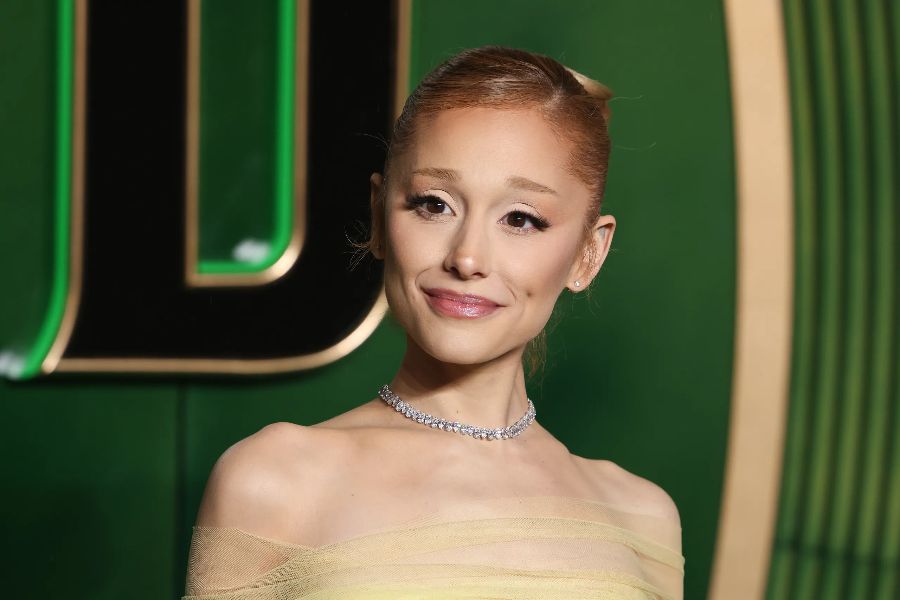 Ariana Grande: Botokslarıma Teşekkür Ederim