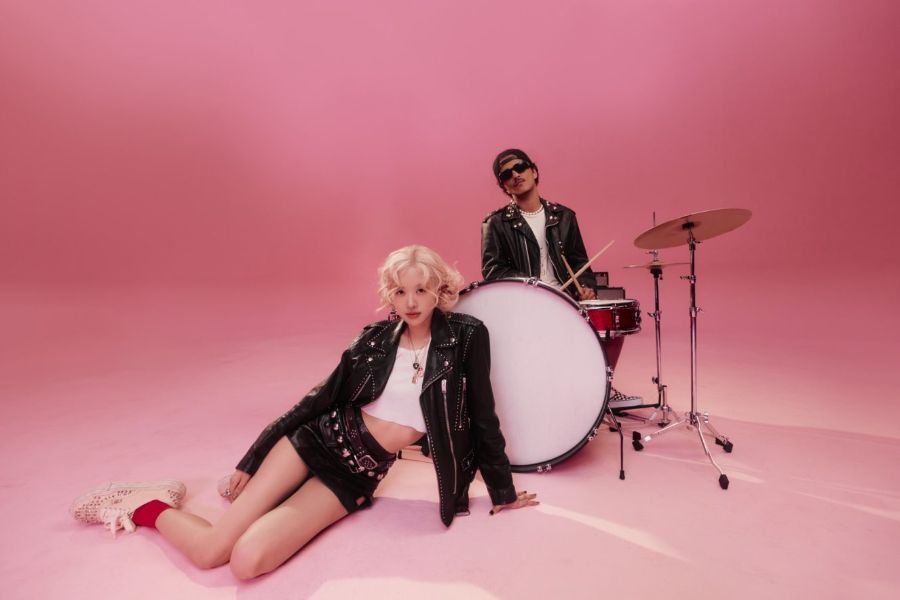 BLACKPINK’ten Rosé, ‘APT.’ ile 2 Milyar İzlenmeye Ulaştı