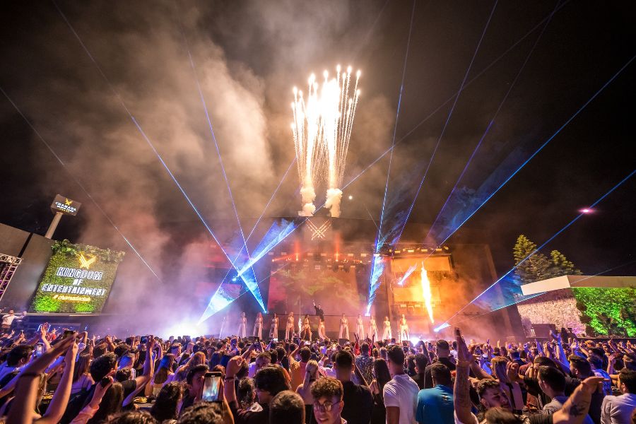 Chamada Beach Club Yıldızlarla Dolu!