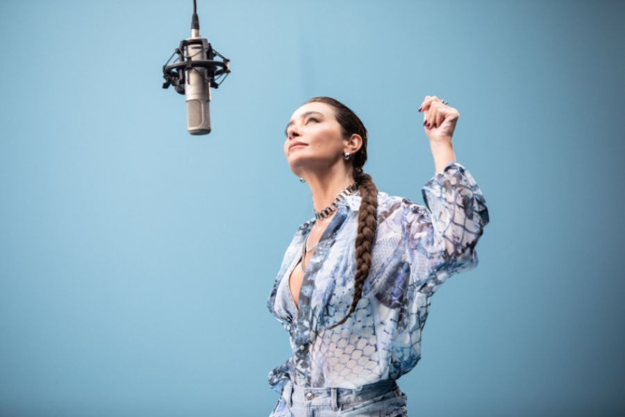 Sıla’dan Yepyeni Bir “Leyla”