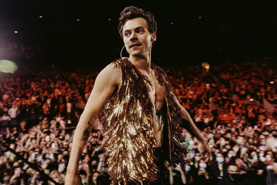 Harry Styles’tan Nostalji Kokan İşbirliği