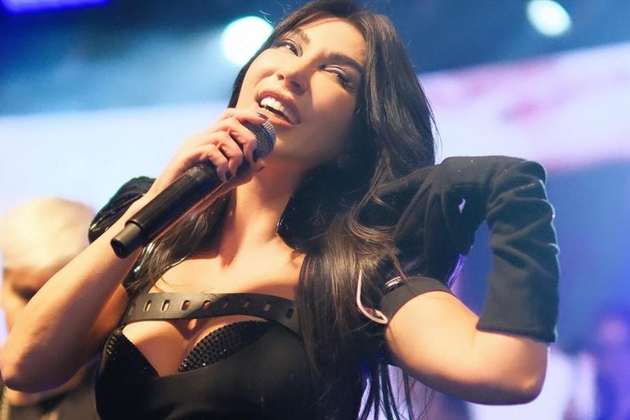 “Kafandan Bunu Çıkar” Dedi.