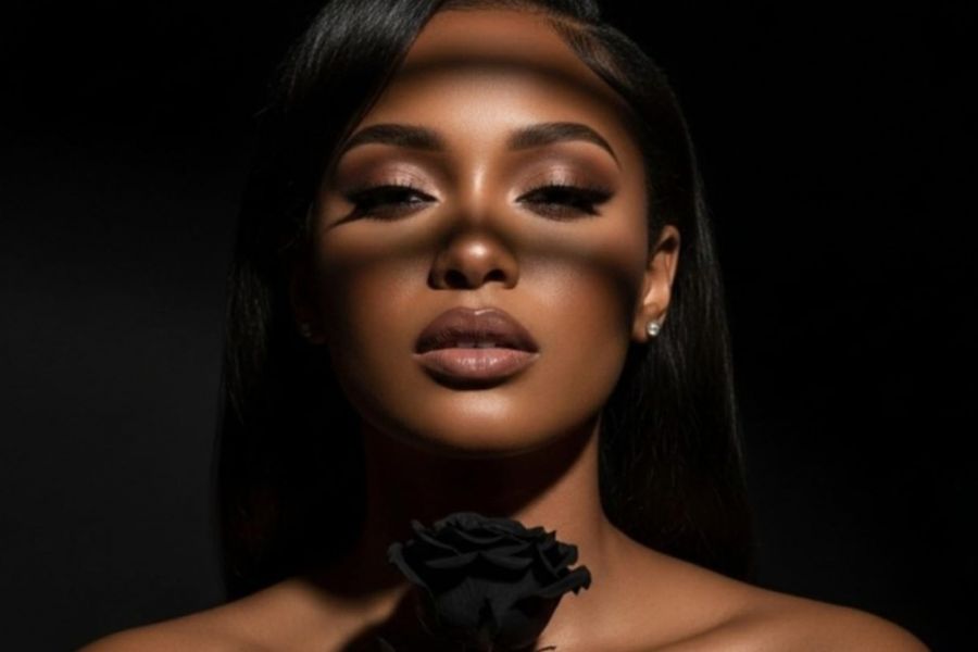 Xania Monet Listelerde İlk Yapay Zekalı Sanatçı!