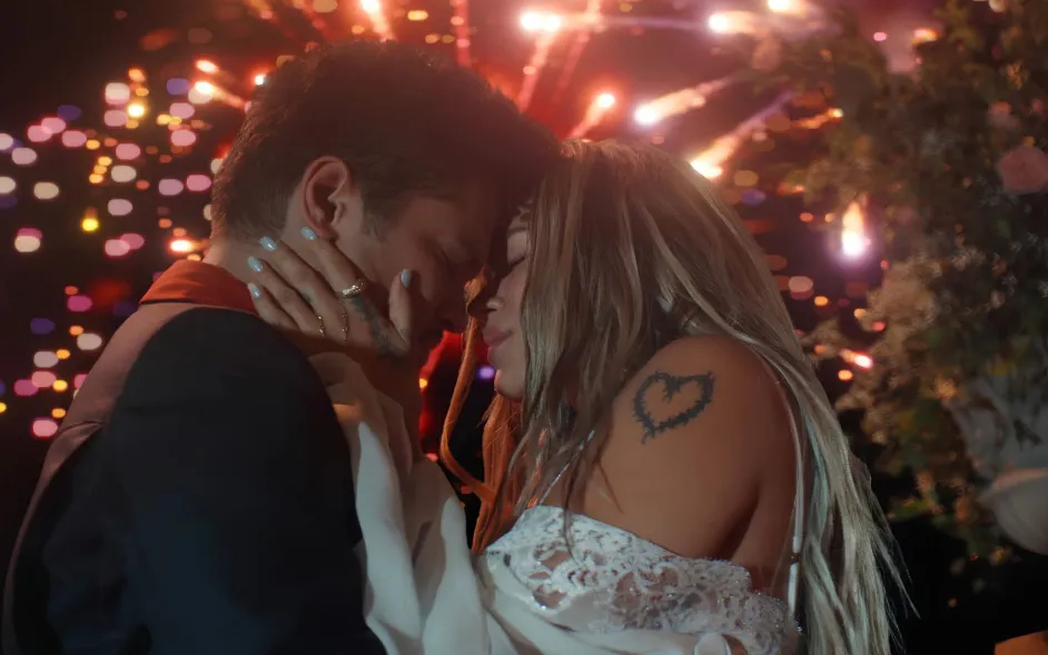 Bruno Mars'tan Karol G'ye Romantik Sürpriz!